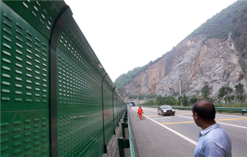 西康高速镇安段立交桥施工案例