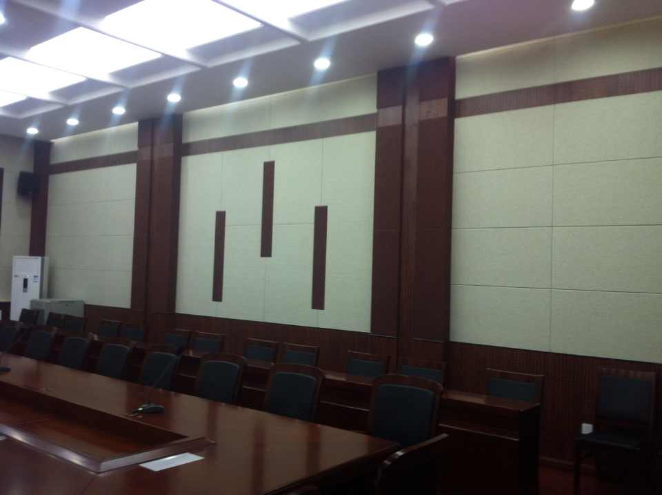 聚酯纤维吸音板