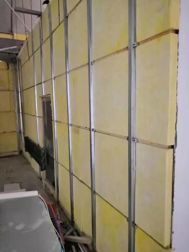 机房降噪吸音板项目施工